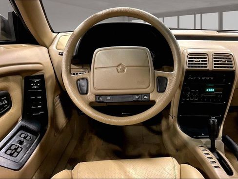Used 1993 Chrysler LeBaron Convertible FWD image 8