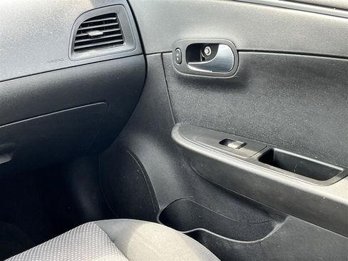 Used 2011 Chevrolet Malibu LT w/ Power Convenience Package FWD image 19