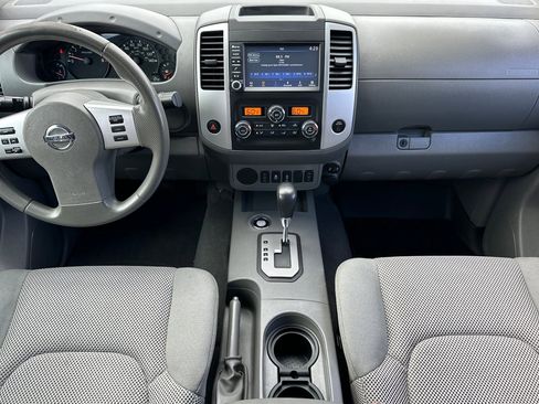 Used 2021 Nissan Frontier SV image 14