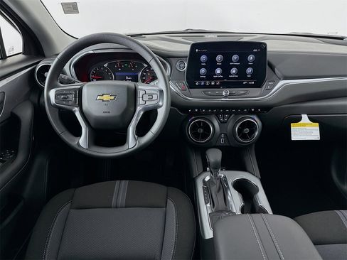New 2025 Chevrolet Blazer LT w/ Midnight/Sport Edition image 22
