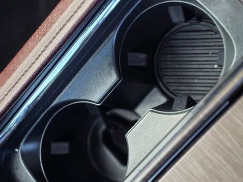 Used 2023 Ford Expedition Max Limited image 40