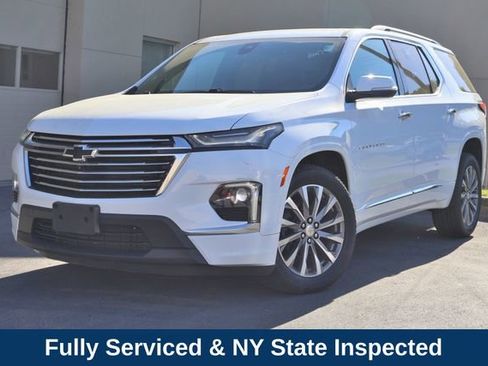 Used 2023 Chevrolet Traverse Premier AWD/4WD image 2