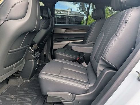 New 2027 Cadillac Vistiq Sport AWD/4WD image 14