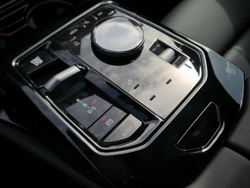 New 2026 BMW 530i w/ M Sport Package image 11