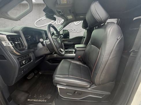 Used 2023 Ford F350 Lariat w/ Lariat Ultimate Package AWD/4WD image 19