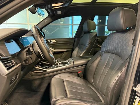 Used 2021 BMW X7 M50i AWD/4WD image 20