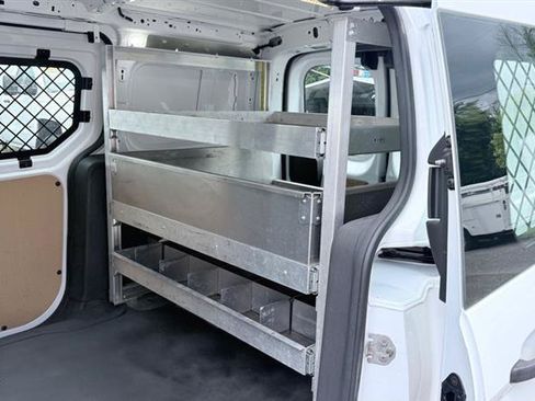 Used 2018 Ford Transit Connect XL FWD image 16