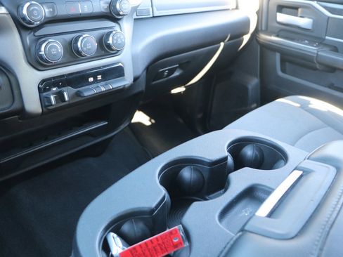 Used 2024 RAM 2500 Big Horn image 23