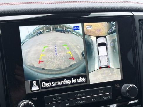 Used 2023 Nissan Titan PRO-4X w/ Pro-4x Convenience Package image 33