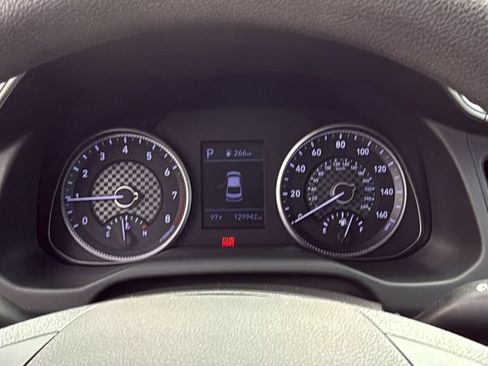 Used 2020 Hyundai Elantra SE FWD image 31