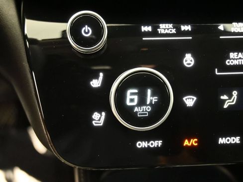 Used 2023 INFINITI QX60 Luxe w/ Vision Package FWD image 16
