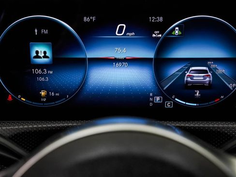 Used 2023 Mercedes-Benz CLA 250 w/ AMG Line image 36