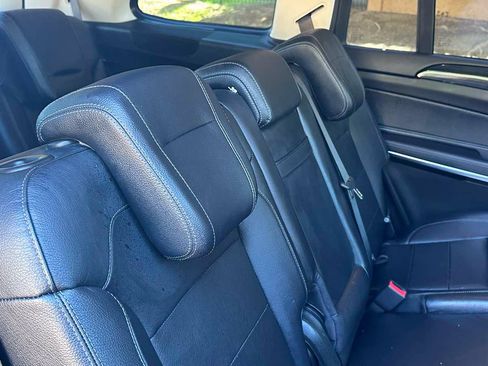 Used 2018 Mercedes-Benz GLS 550 4MATIC w/ Driver Assistance Package image 22