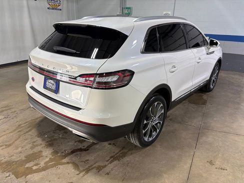 Used 2023 Lincoln Nautilus Reserve image 10
