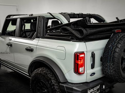 Used 2021 Ford Bronco Black Diamond image 20