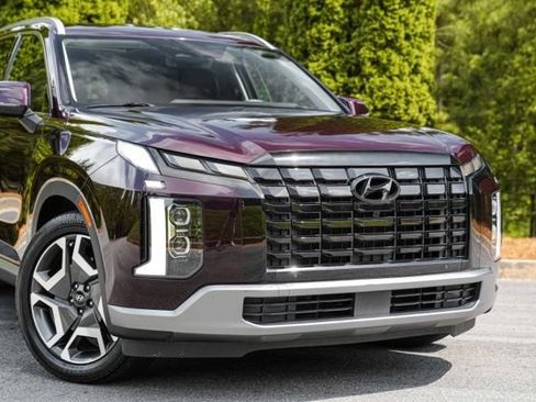 Used 2023 Hyundai Palisade Limited FWD image 6