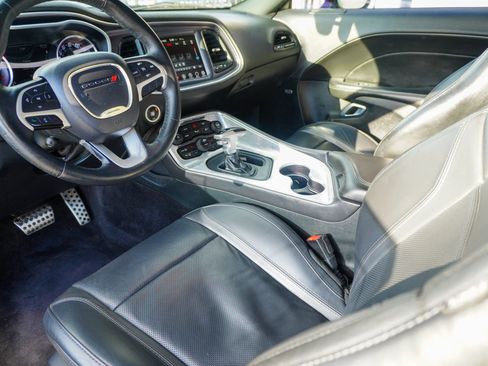 Used 2017 Dodge Challenger SXT Plus image 12