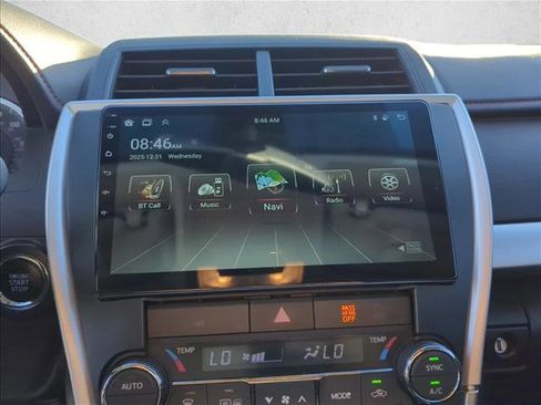 Used 2017 Toyota Camry XSE image 17