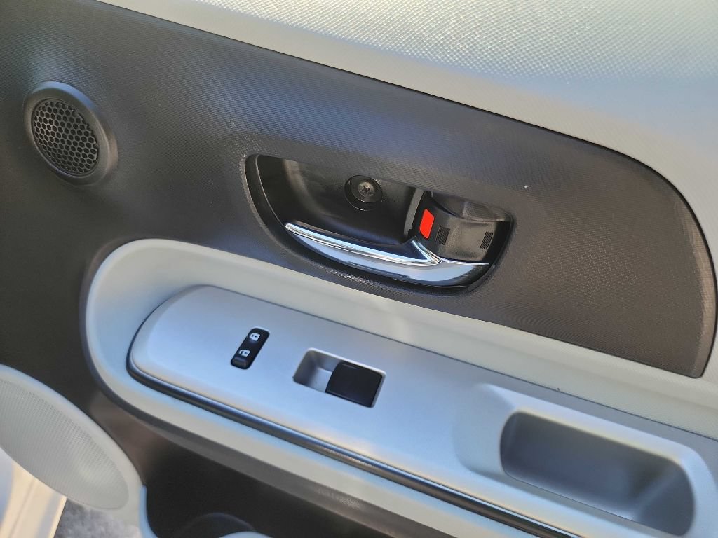 Used 2012 Toyota Prius C Four FWD image 30