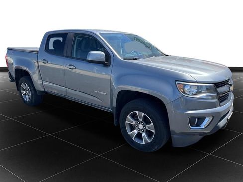Used 2019 Chevrolet Colorado Z71 AWD/4WD image 7