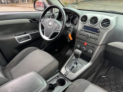 Used 2012 Chevrolet Captiva Sport LS image 10