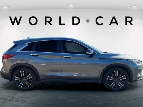 Used 2021 INFINITI QX50 Luxe w/ Appearance Package FWD image 2