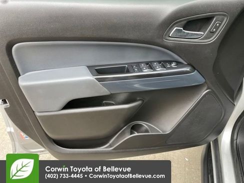 Used 2017 Chevrolet Colorado Z71 image 10