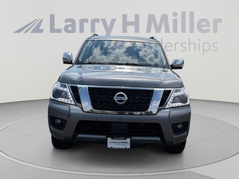 Used 2020 Nissan Armada Platinum w/ Captain's Chairs Package AWD/4WD image 9
