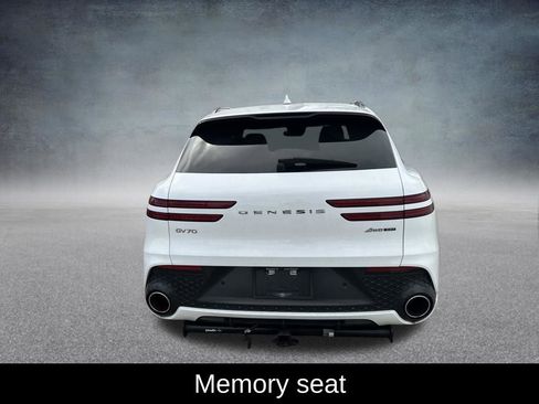 Used 2022 Genesis GV70 3.5T Sport w/ Sport Prestige Package image 4