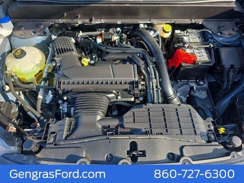 Certified 2025 Ford Maverick Lariat w/ Black Appearance Package image 33