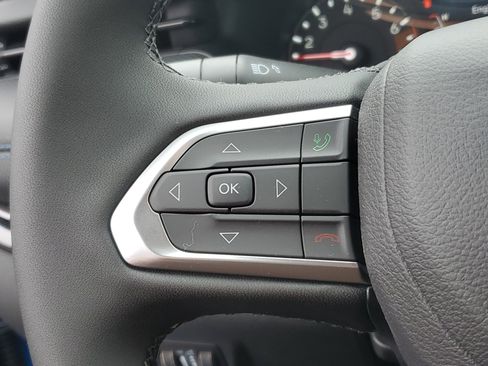 New 2026 Jeep Compass Latitude image 13