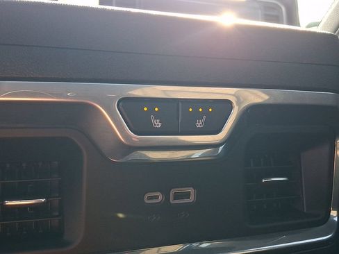 Used 2026 Chevrolet Silverado 3500 High Country w/ High Country Premium Package AWD/4WD image 12