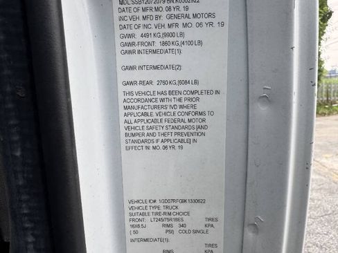 Used 2019 GMC Savana 3500 w/ Power Convenience Package RWD image 14