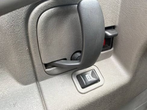Used 2020 Chevrolet Express 2500 w/ Driver Convenience Package RWD image 19