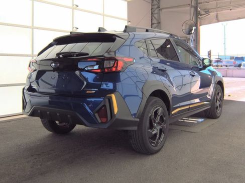 Used 2025 Subaru Crosstrek 2.5i Sport AWD/4WD image 4