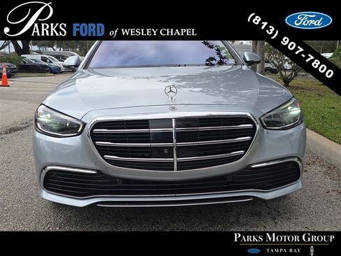 Used 2021 Mercedes-Benz S 580 4MATIC Sedan image 3