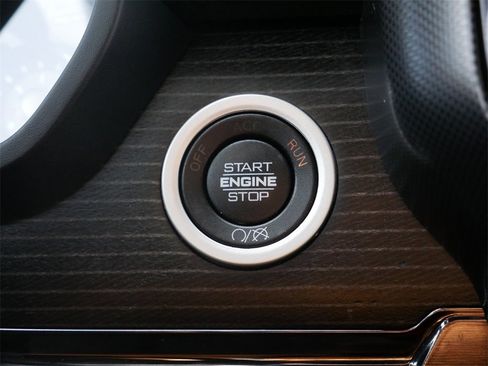 Used 2022 RAM 2500 Limited image 26