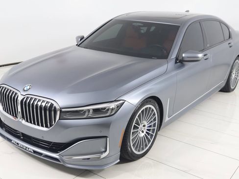 Used 2022 BMW ALPINA B7 xDrive w/ Luxury Rear Seating Package image 39