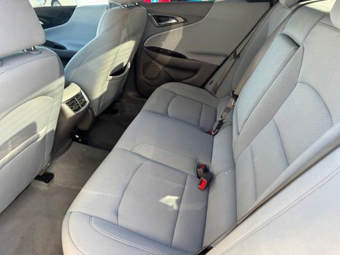 Used 2022 Chevrolet Malibu LT image 16
