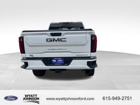 Used 2024 GMC Sierra 2500 Denali Ultimate image 4