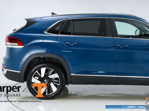 Used 2025 Volkswagen Atlas Cross Sport SEL AWD/4WD image 11
