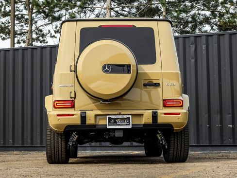New 2026 Mercedes-Benz G 63 AMG 4MATIC image 9
