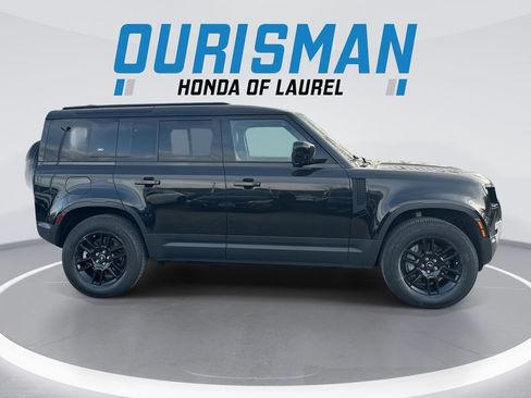 Used 2020 Land Rover Defender 110 SE image 9