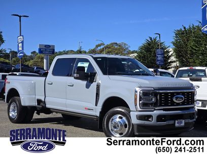 New 2026 Ford F350 4x4 Crew Cab DRW Super Duty