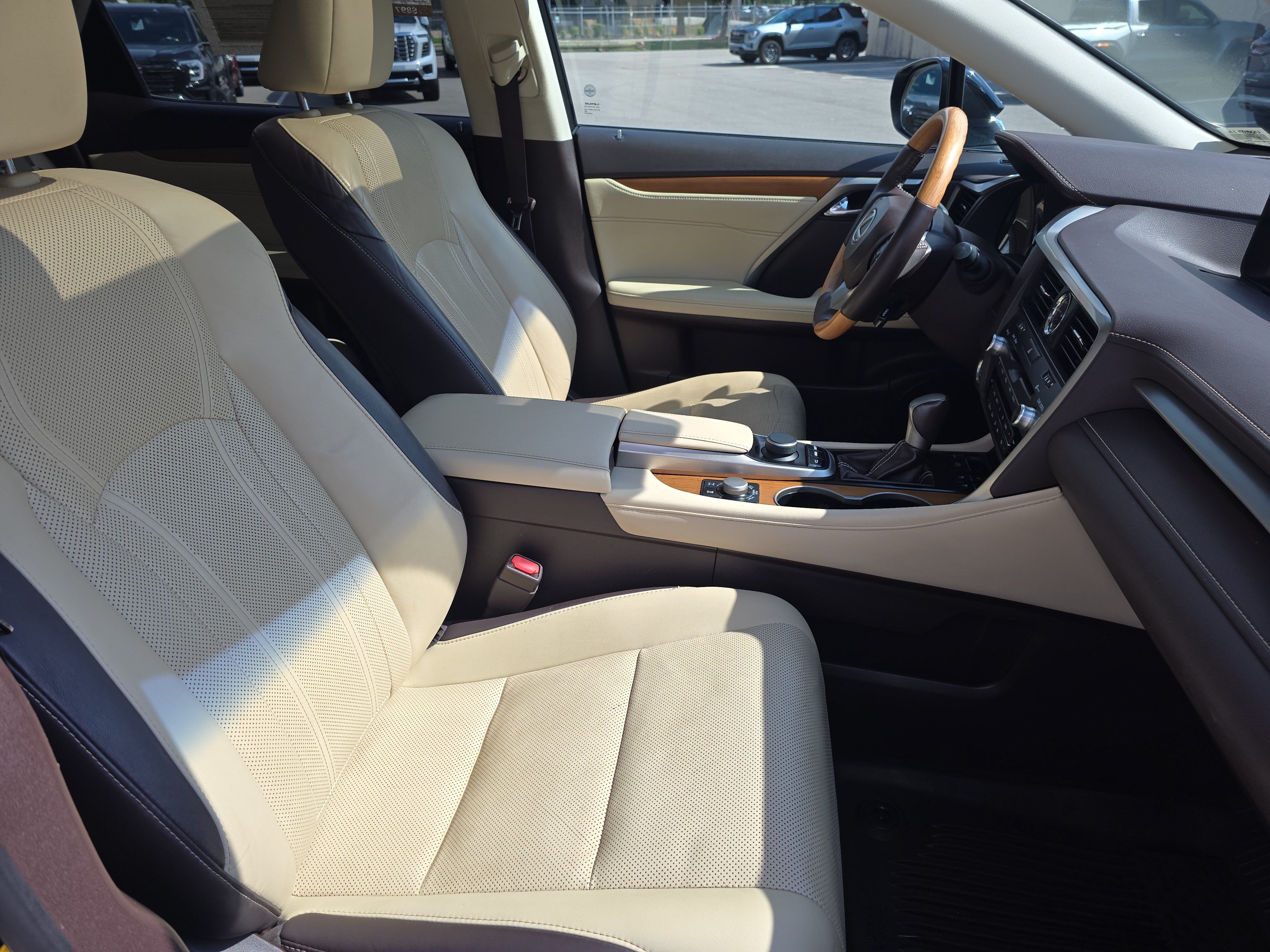 Used 2018 Lexus RX 350 AWD w/ Premium Package image 10