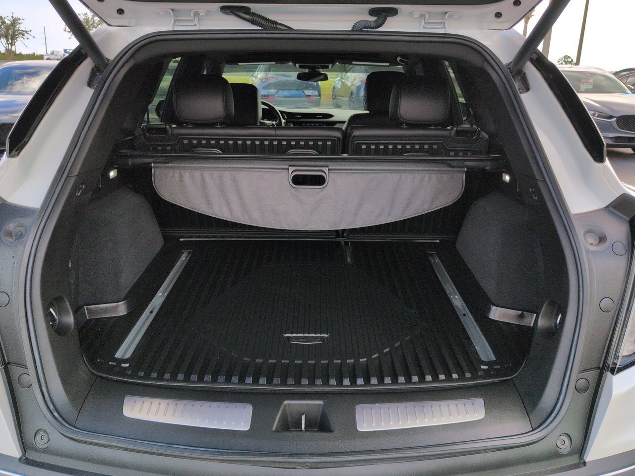 Used 2022 Cadillac XT5 Sportv w/ LPO, Floor Liner Package AWD/4WD image 13