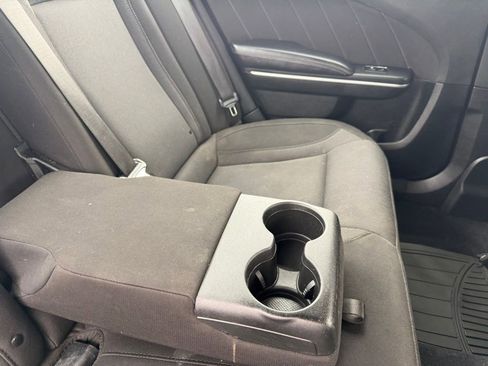 Used 2022 Dodge Charger SXT RWD image 34