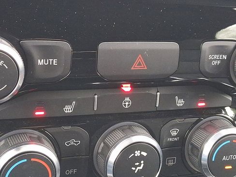 Certified 2022 RAM 1500 Big Horn AWD/4WD image 19