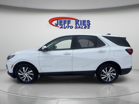 Used 2023 Chevrolet Equinox LT image 8