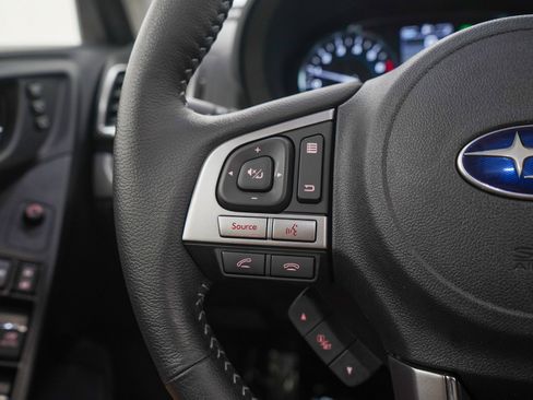 Used 2017 Subaru Forester 2.5i Touring AWD/4WD image 25